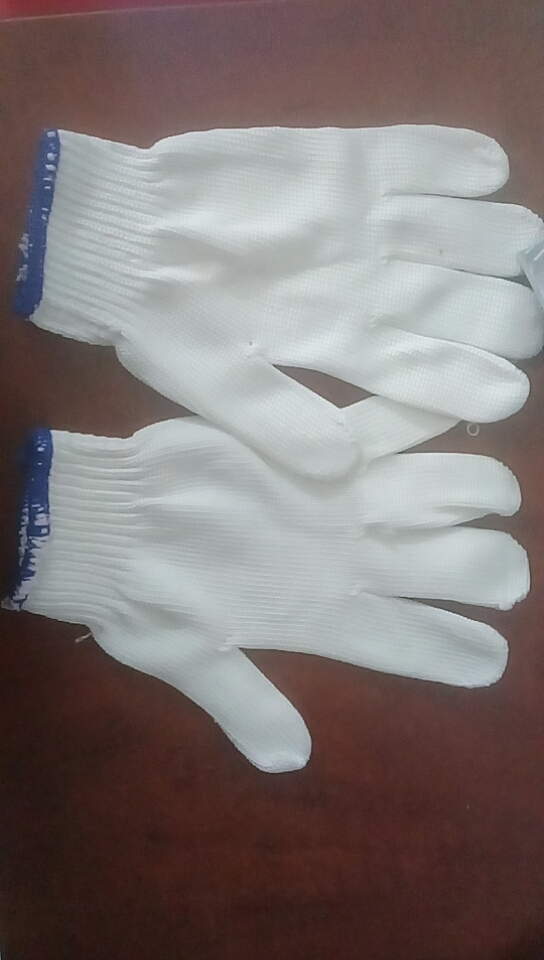 Găng tay sợi Polyeste trắng